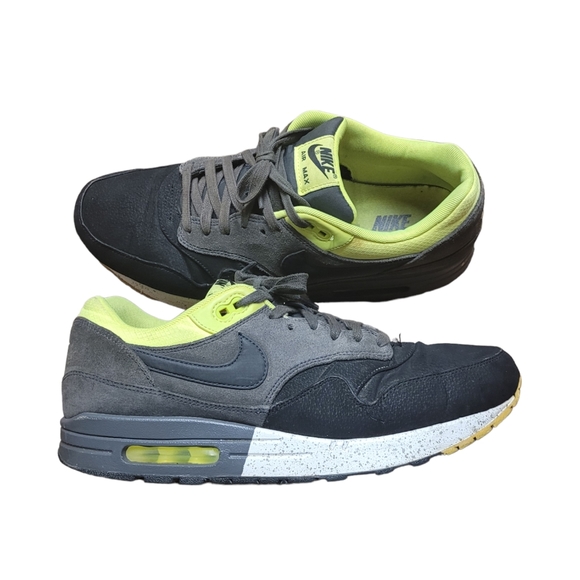 Nike Air Max 1 Split Black Volt Sz 11.5